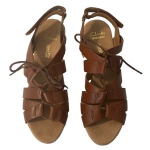 Clarks Wedge Sandal Women's 7M Brown Leather Soft Cushion Comfort Cork Lace Up